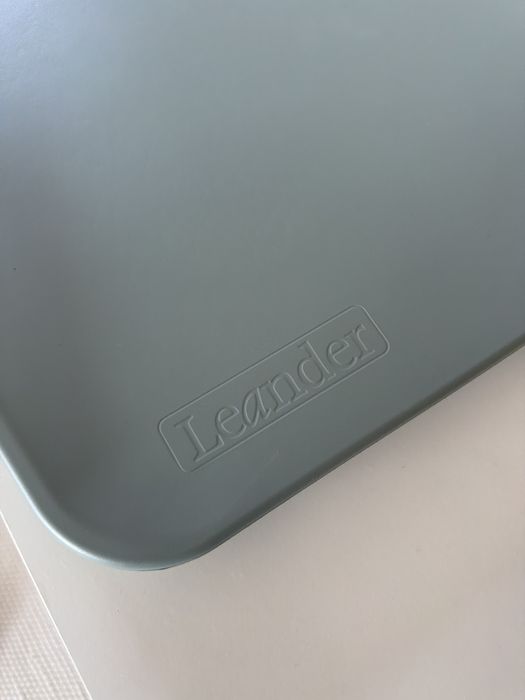 Подложка за повиване Leander в Sage Green
