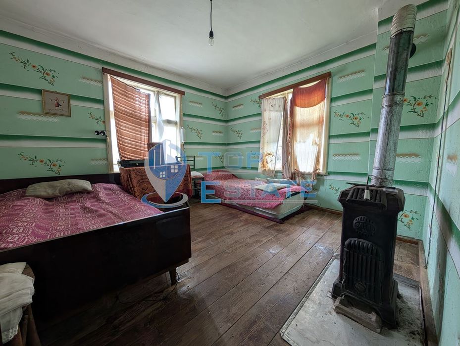 Продава се Къща в Плачковци - 110 кв.м за 232 €/кв.м - Снимка #2