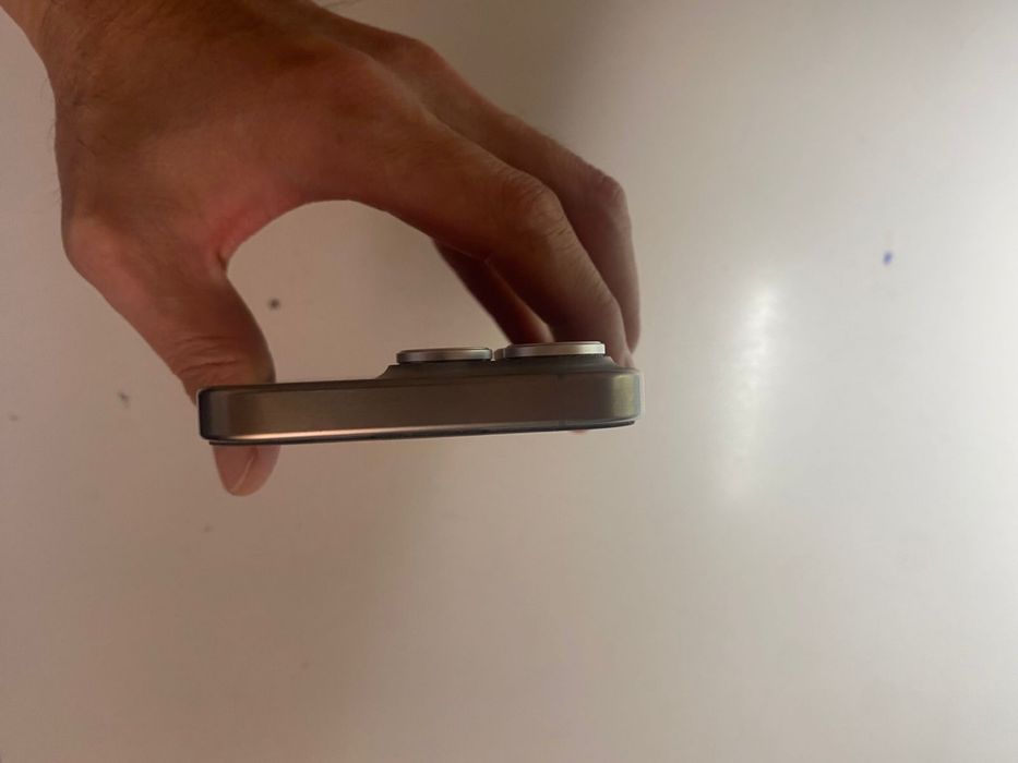 Iphone 15 pro 256гб