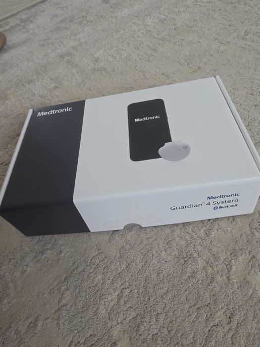 Sistem monitorizare glicemie Medtronic Guardian 4 – nou, nefolosit