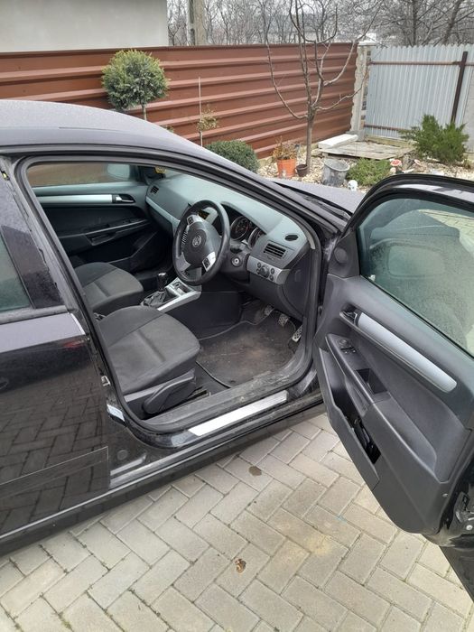 Se vinde Opel Astra H
