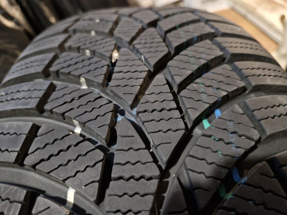 1бр. 205 60 16 зимна тойо