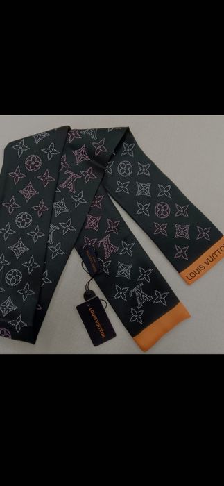Eșarfe Louis Vuitton, modele 2026, 100% mătase, preț fix