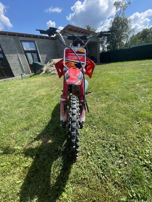 Vând cross orion 125