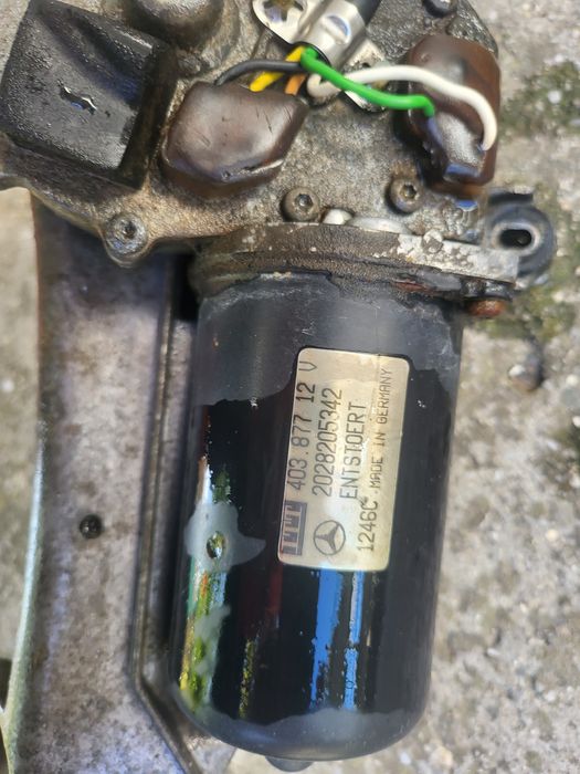 Чистачка за мерцедес w202