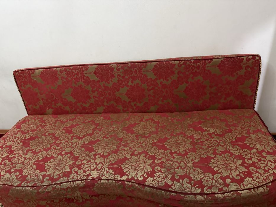 диван тегін берліледі ұзарады,