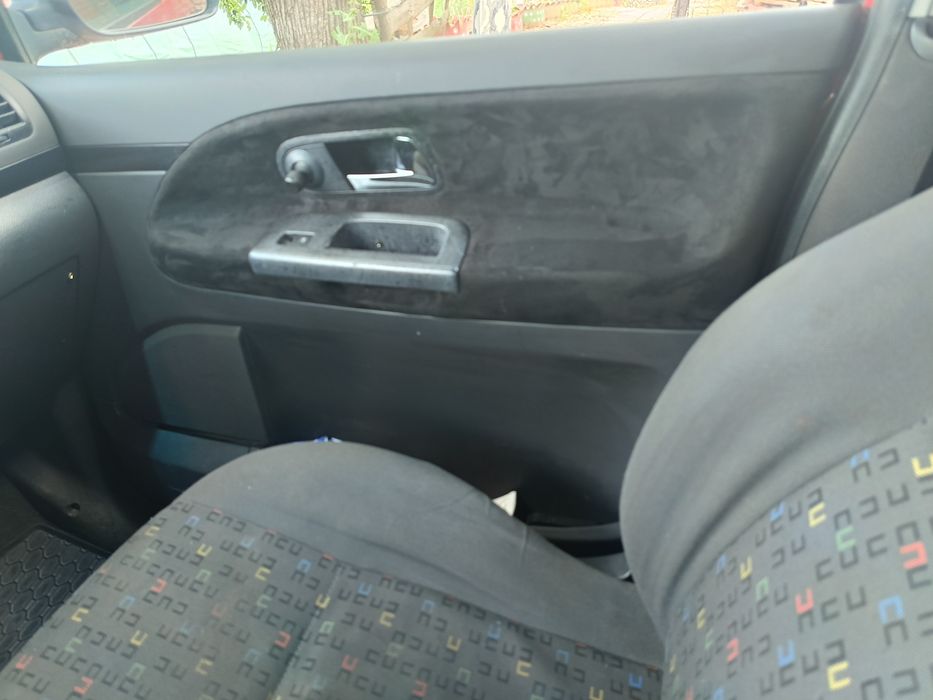 VW Sharan 1.9 116 к.с. 2002 г. – на части

Автомобилът е ударен отпред вдясно.
Двигателят работи отлично, всичк