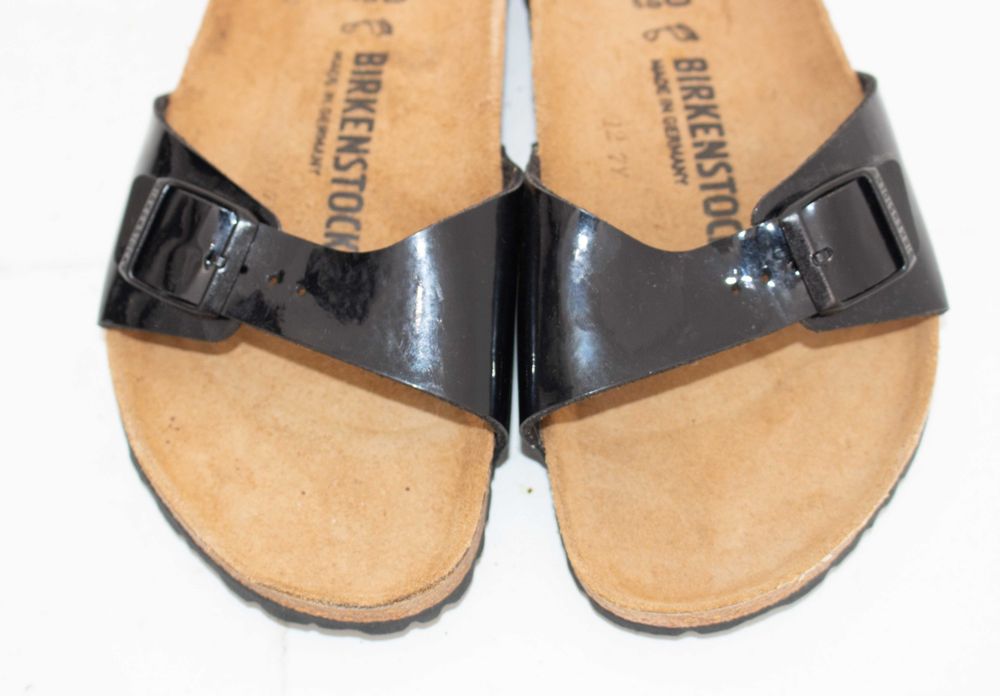 Birkenstock Madrid оригинални чехли черен лак с катарама унисекс 40