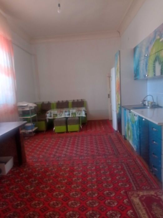 Zudlik  bilan tayor Uy joy jihozlari bilan  sotiladi