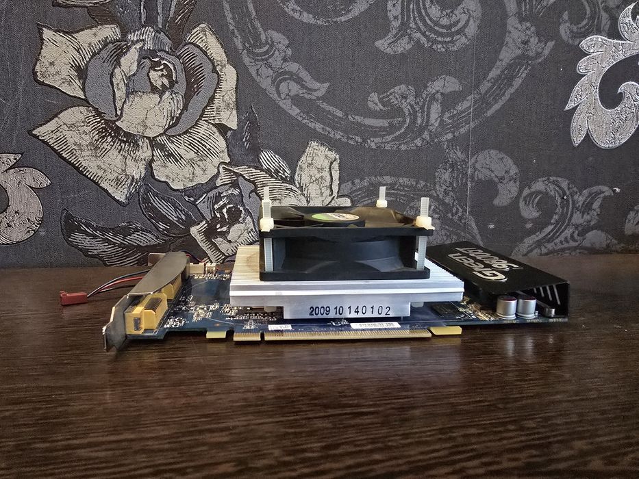 Видеокарта NVIDIA GeForce 9800gt
