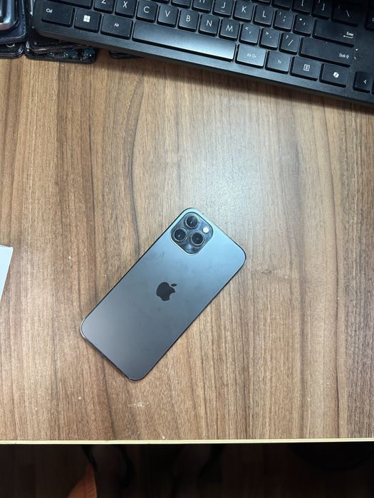Iphone 12 pro max  space grey  128 gb 78%