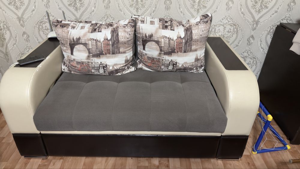 Продам диван кресло мини диван