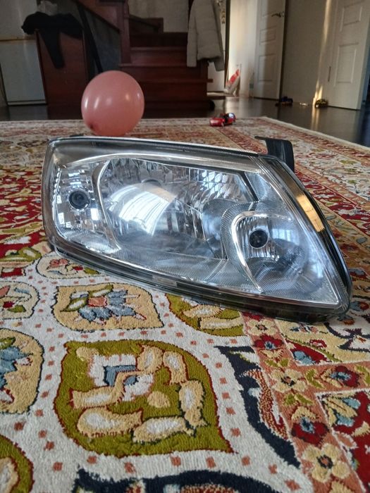 Фара правая Лада Гранта