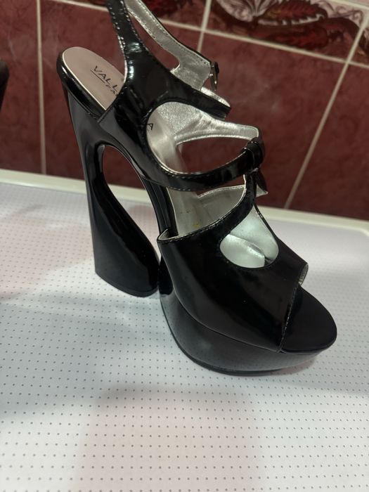 Туфли женские