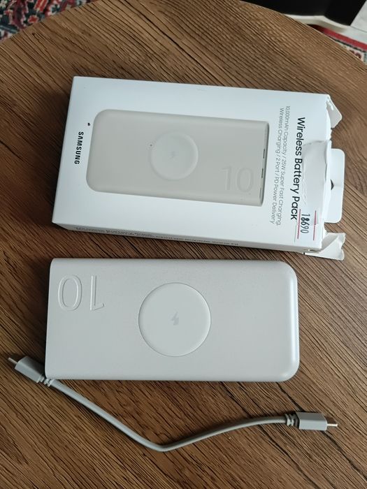 Внешний аккумулятор SAMSUNG