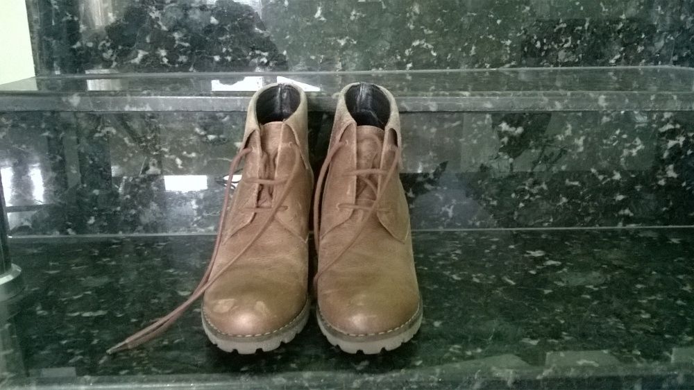 Дамски боти от естествена кожа