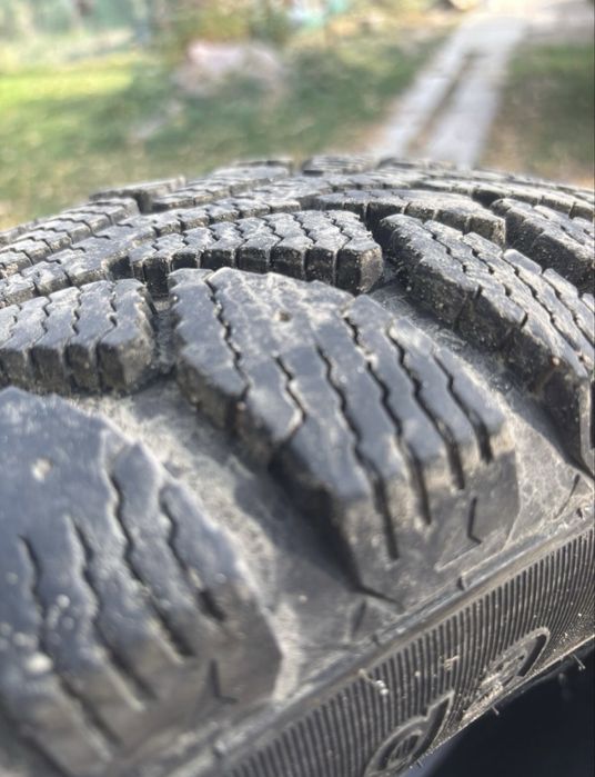 Зимняя резина 205/65 R15