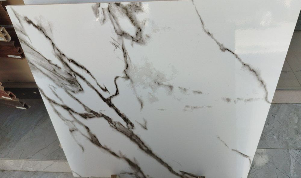 Продаётся Кафель 60*60 месний 50000 сум Китай 142000 сум