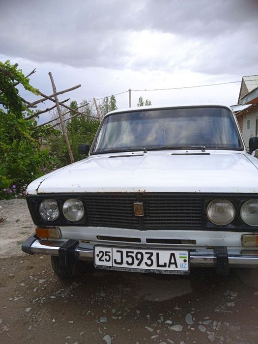 Vaz 2106 avtomobili sotiladi