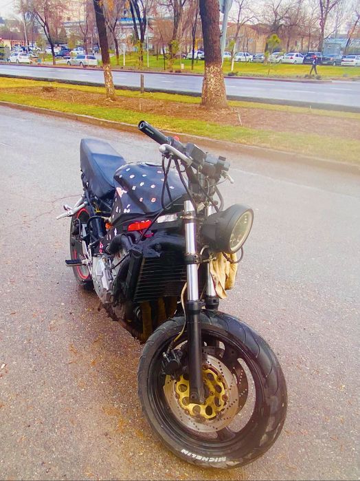 Honda cbr600f мотоцикл