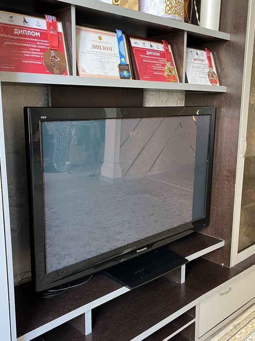Телевизор panasonic
