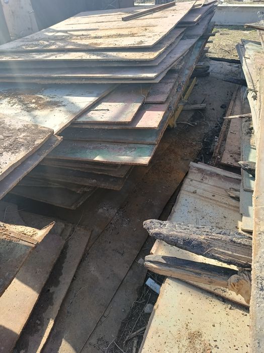 Продаются трубы рельсы уголок швеллер