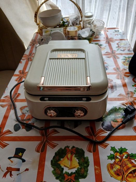 Продам грильницу почти новая