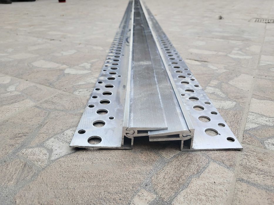 АКВАСТОП тип ДША–30/055 Профили для деформационных швов