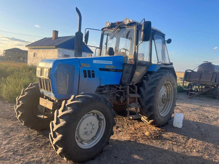 продам Тракторы МТЗ, разные,1221.2, 82.1,  более 10 штук