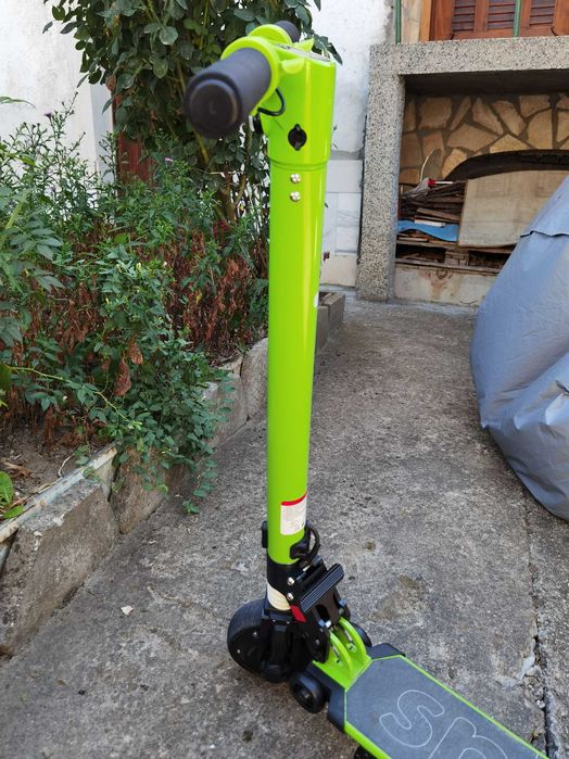 Детски електрически скутер/тротинетка