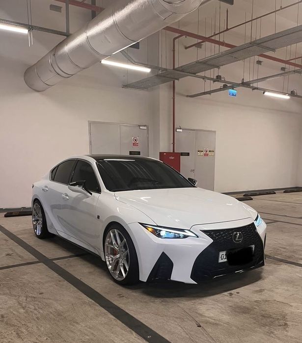 Lexus is300 f-sport