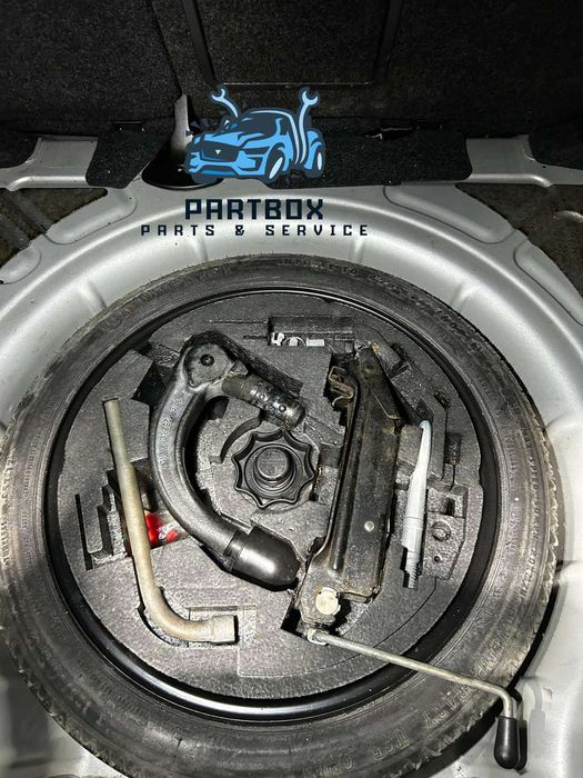 Резервна гума от VW Golf V 2004 125/70 R18