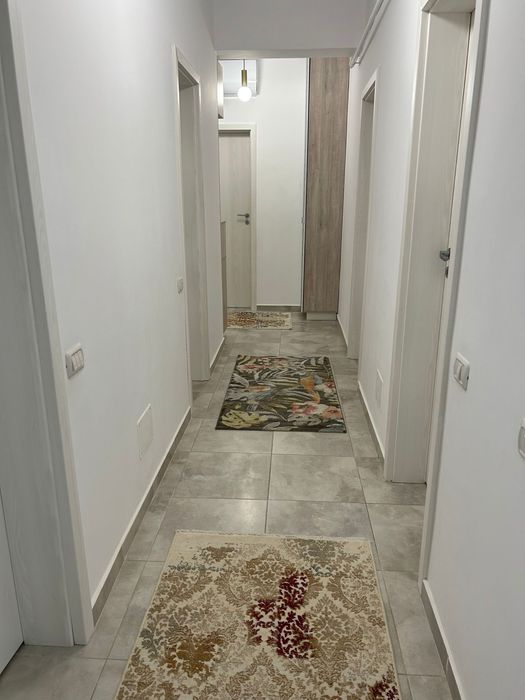 apartament 4 camere