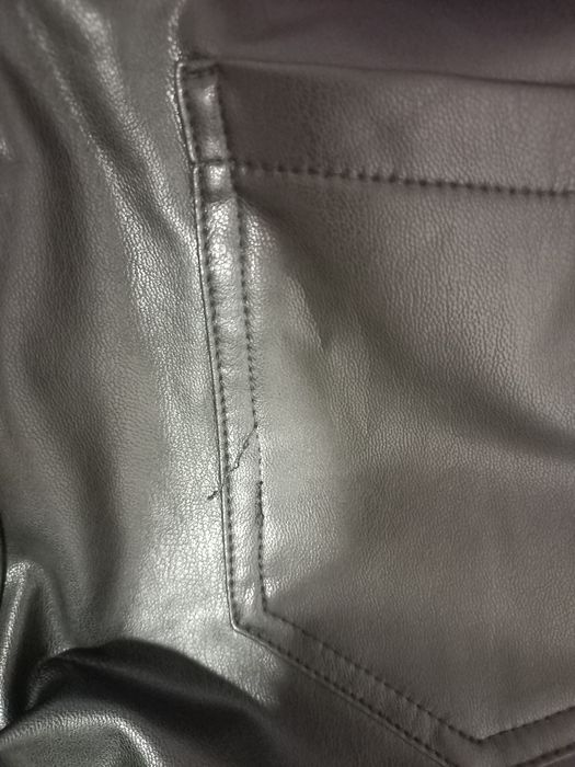 Pantaloni piele pt fete 10-11 ani