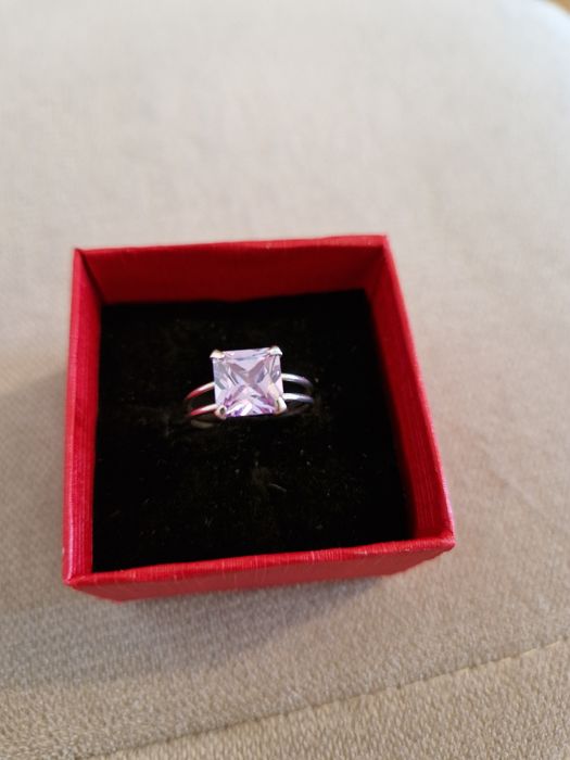 Inel argint cu piatra mov