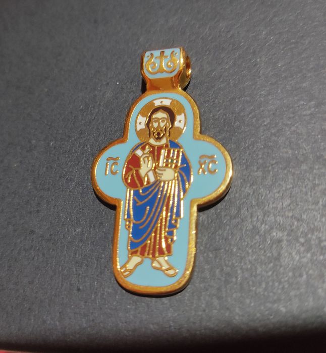 Серебряный православный крест с позолотой и эмалью 
Освященный в монас