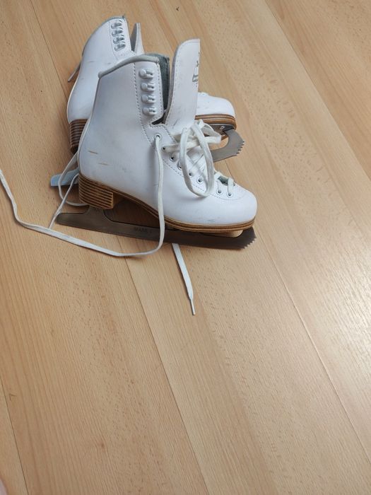 Vând Patine Jackson 200 marime 36
