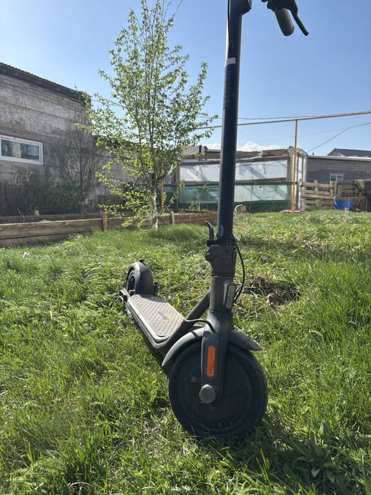 Покупал за 240 срочно продаю Ninbot