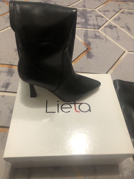 Сапоги 37 размер новый