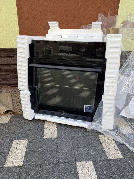 Cuptor electric Electrolux EOC6H71Z