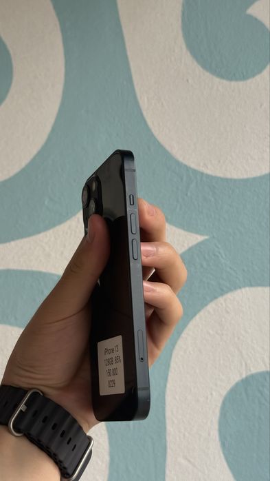 iPhone 13  128GB
