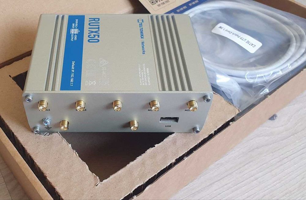 Router Industrial 5G Teltonika RUTX50 Nou Sigilat – Ultra Rapid