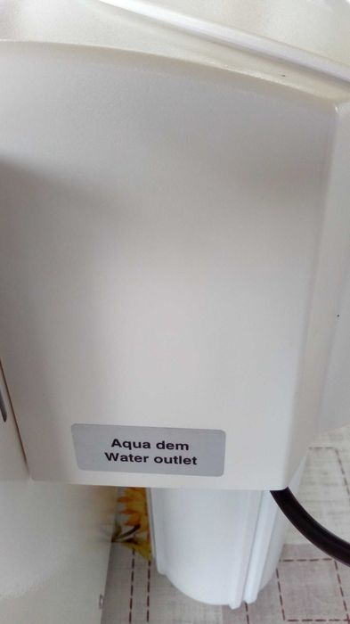 Demineralizator autoclav MELAG MelaDem 40 purificator apa