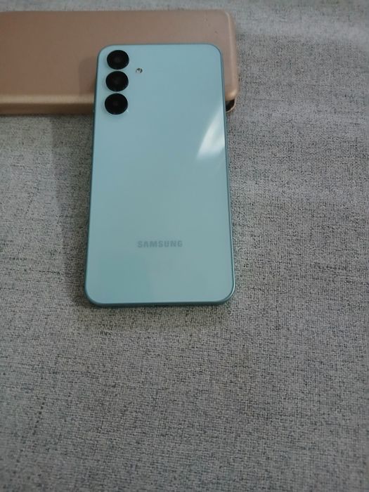 Vând Samsung A16 (husa +folie