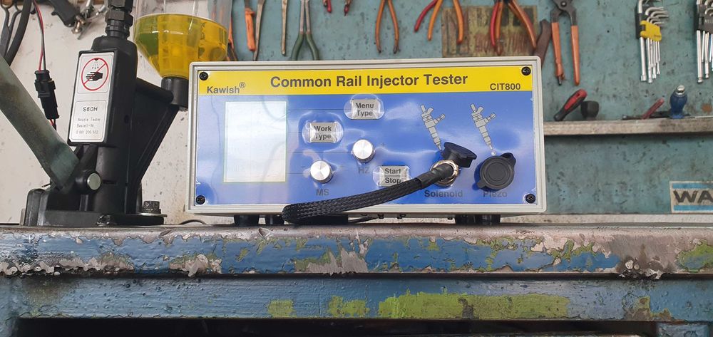 стенд за комън рейл, пиезо и обикновенни дюзи