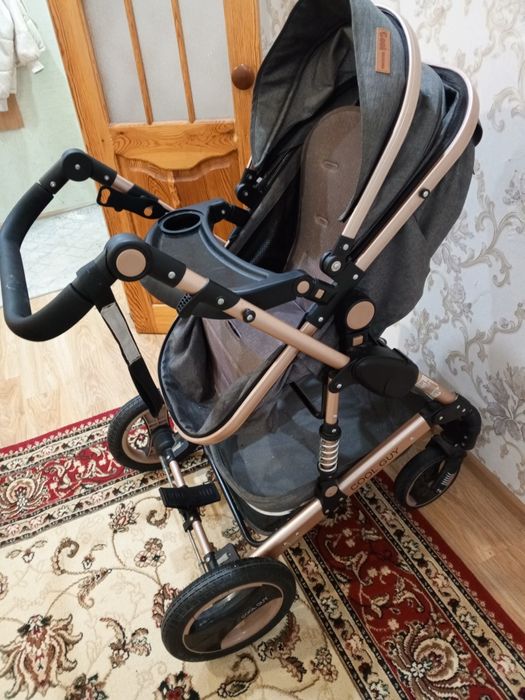 Продам детскую коляску