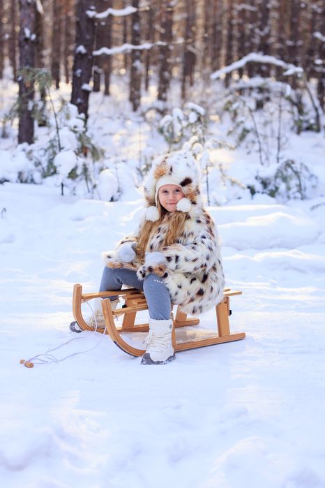 Шубка на девочку .