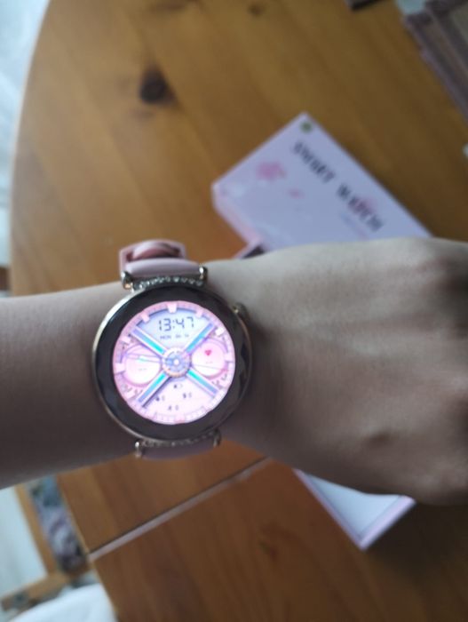 Vând Smartwatch AMOLED deosebit