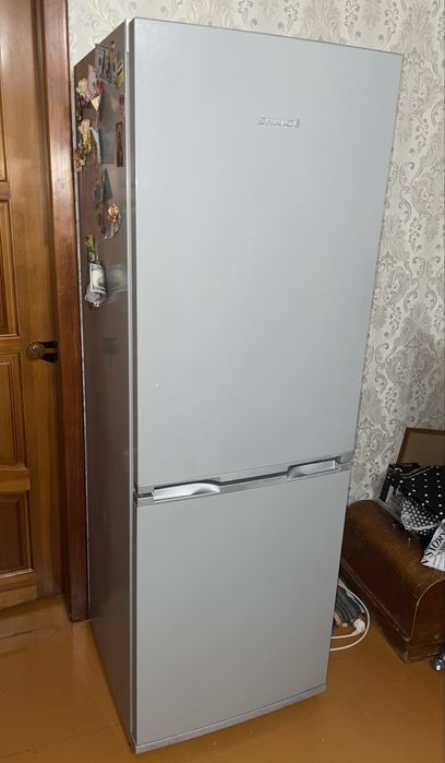 Продам холодильник