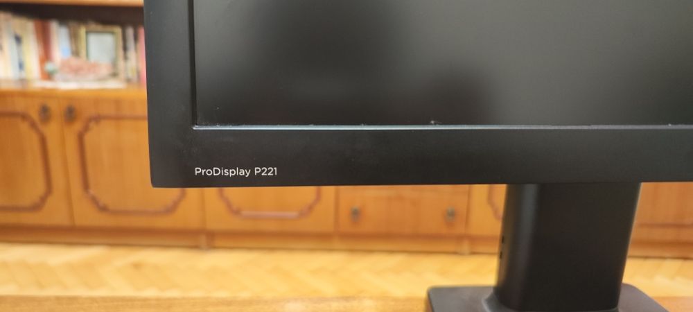 Монитор HP P221 S1 K1